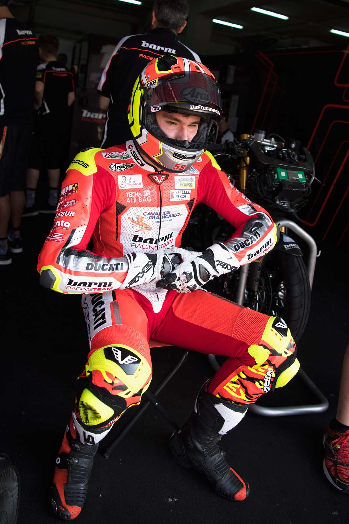 samuele cavalieri con tuta moto tech air compatibile